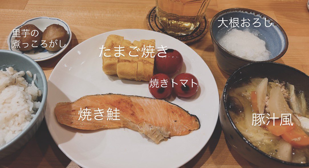 1682_iro's tweet photo. 今日もお料理配信ありがとう🧑‍🍳🥣

1ミリも映ない朝食のような夕食

久しぶりの犬ぜさんが
はにちびにミルクくれました🍼
ありがとう ✿.· https://t.co/7BTROHPzXy