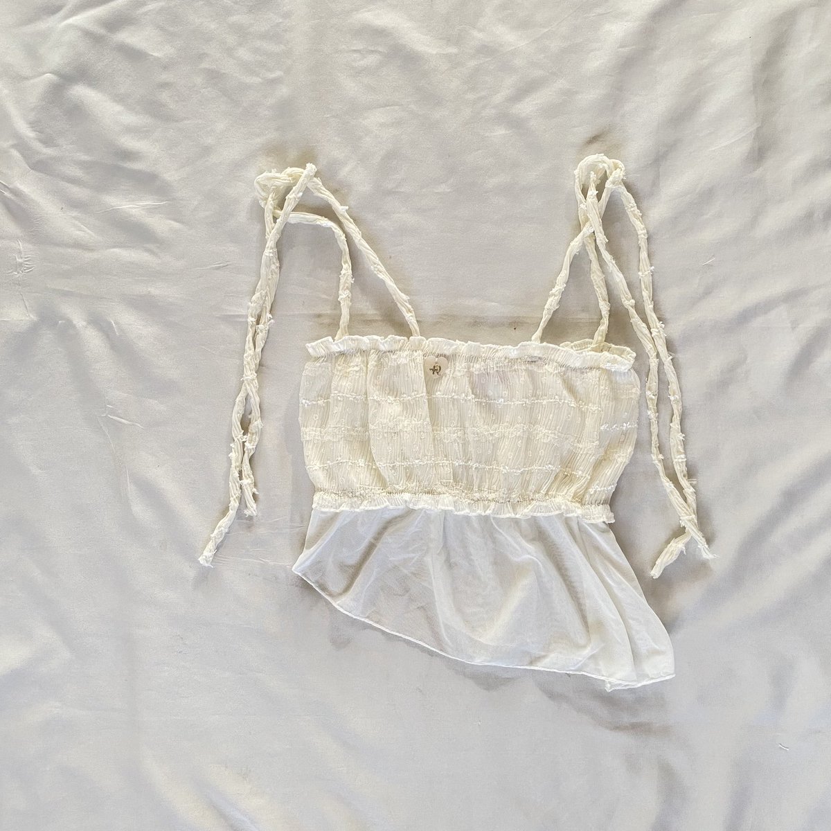 Ssirip1's tweet photo. #rikashop
Size s อก30-34
99฿ #ส่งต่อเสื้อผ้า #ส่งต่อเสื้อผ้ามือสอง #เสื้อผ้ามือสอง #ส่งต่อเสื้อผ้ามือ2 #vghbkk #bemingbkk #cintageshop #stylistshop #ส่งต่อcintage #โล๊ะตู้ #ส่งต่อstylist #mirabangkok #woonwaishop https://t.co/35bqpYL6wm
