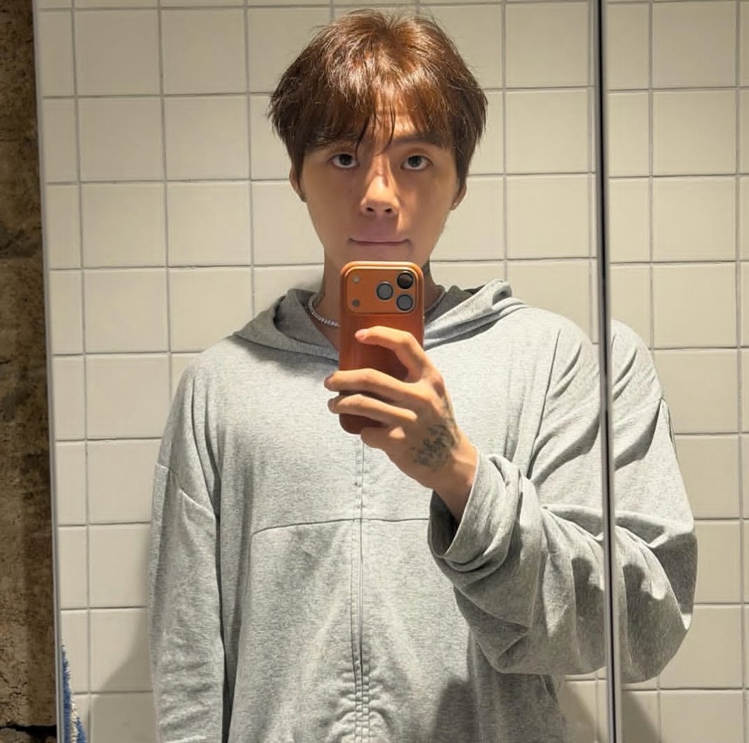 kkasssiu's tweet photo. 원재갈머잘어울려 https://t.co/6p872KPQCr