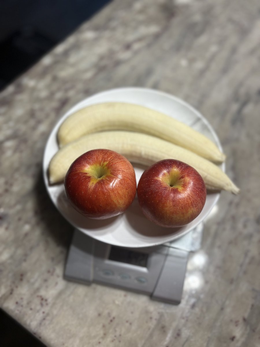 DeanTTraining's tweet photo. If you spam this diet day after day, week after week, month after month…you will WIN:

- Eggs &amp; Yogurt for Breakfast

- Chicken &amp; Rice for Lunch

- Beef &amp; Potatoes for Dinner

This is truly the ULTIMATE trio

Sprinkle in some fruit &amp; additional veggies to round it out perfectly https://t.co/iIBabRt8LT