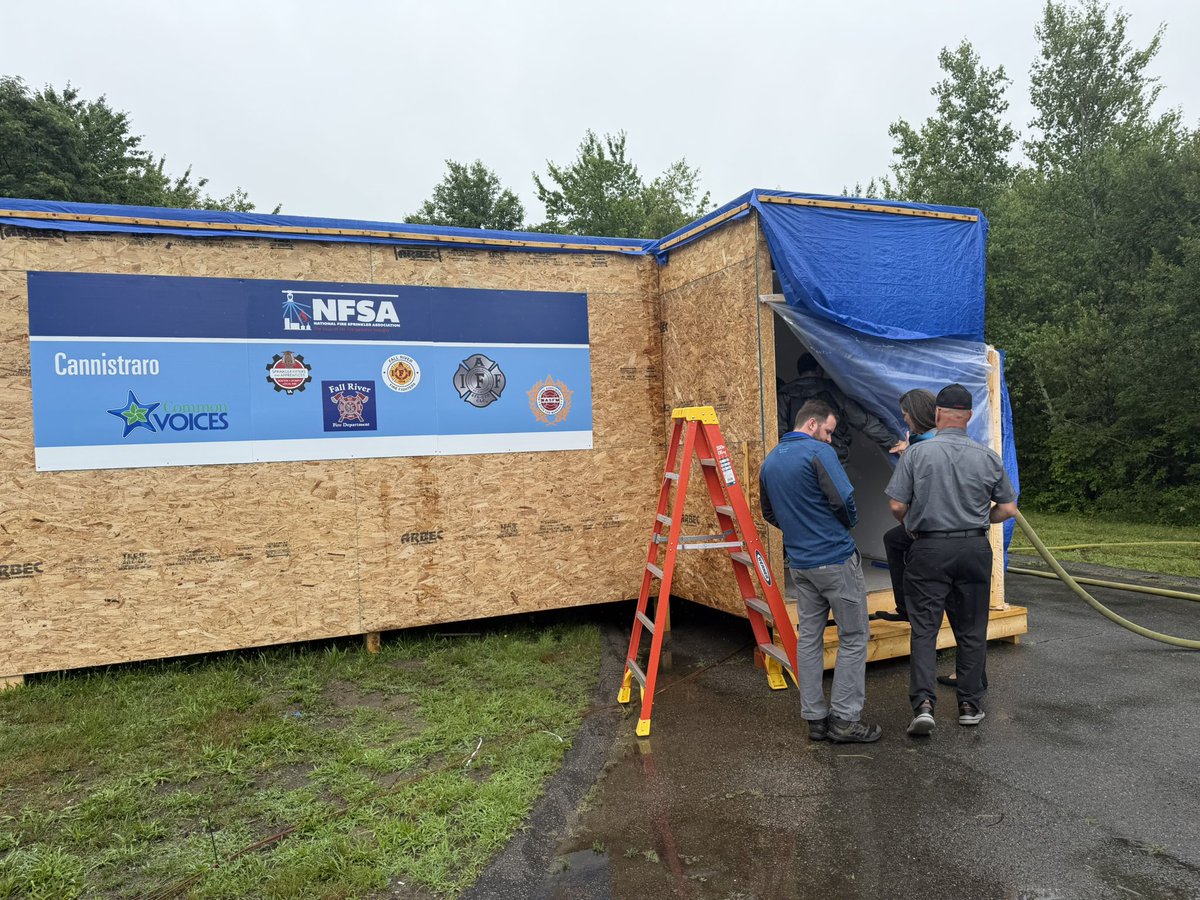 CommonVoices1's tweet photo. Common Voices Advocate #RobFeeney and @NFSAorg’s @vickiep4 in #FallRiverMA today for a live #firesprinkler demo recreating the dangerous conditions of the fatal #GabrielHouseFire and the difference properly installed, tested, maintained and inspected fire sprinklers would have made. #neveragain!