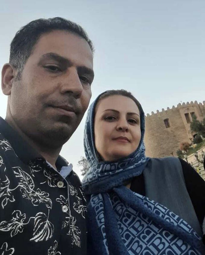 Tara_ariay's tweet photo. 🚨فوری ، جان دو معترض دی ماه #مهدی_ناظر و نامزدش #مهناز_چاردولی در خطره
بر اساس گزارش‌های منتشرشده از سوی نهادهای حقوق بشری جلاد صلواتی به این دو قهرمان میهن «حکم اعدام»داده💔
#IranMassacre‌ 
#جاویدشاه https://t.co/y9ivg7FygJ