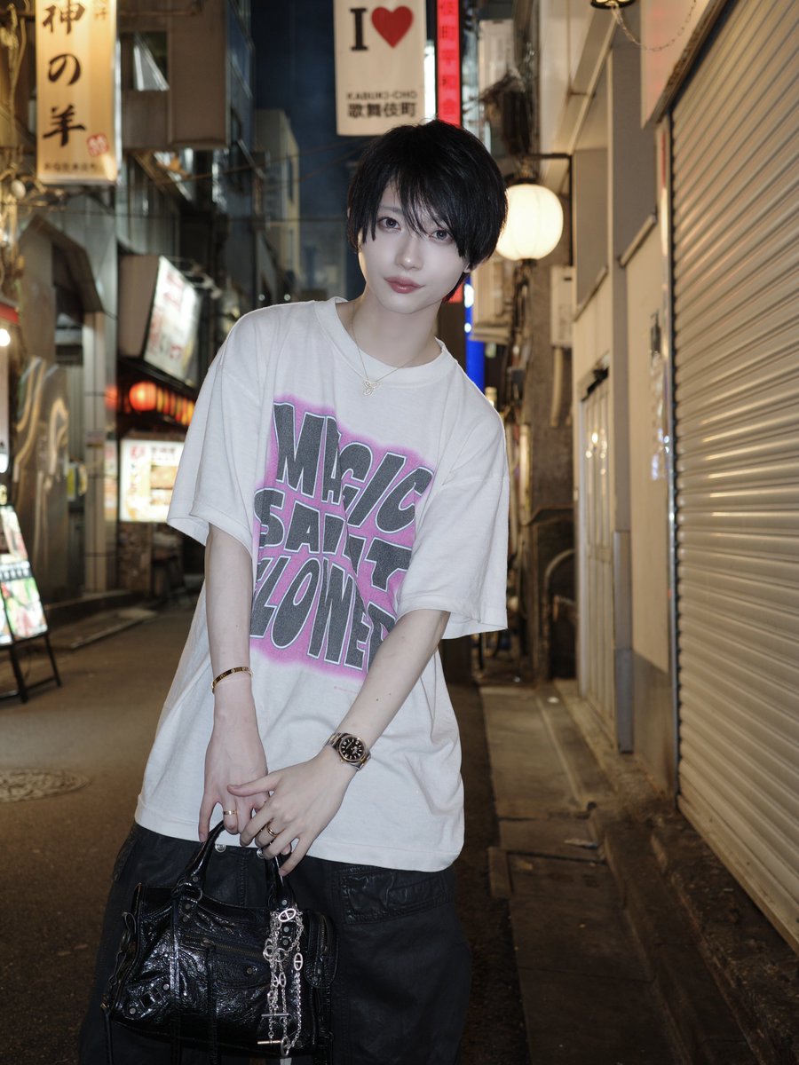 sera_chanja's tweet photo. 待ち合わせは匂いで気づいて欲しい https://t.co/ryLR1sb3Sq