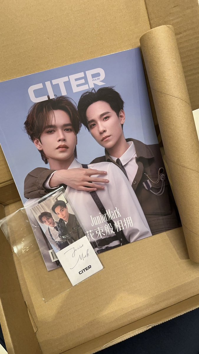 nuttoisnatto's tweet photo. แจกนิตยสารจูมาร์คทั้ง set ค่ะ 
ประกอบไปด้วยที่ นิตยสาร โปสเตอร์จูมาร์ค และ ที่คั่นหนังสือ สำหรับเพื่อนคนที่ติดตามกัน Repost โพสนี้ค่ะ ประกาศผล พรุ่งนี้ 18:00 น 
ส่งฟรีค่ะ 🫶 https://t.co/li2sSfdzZB