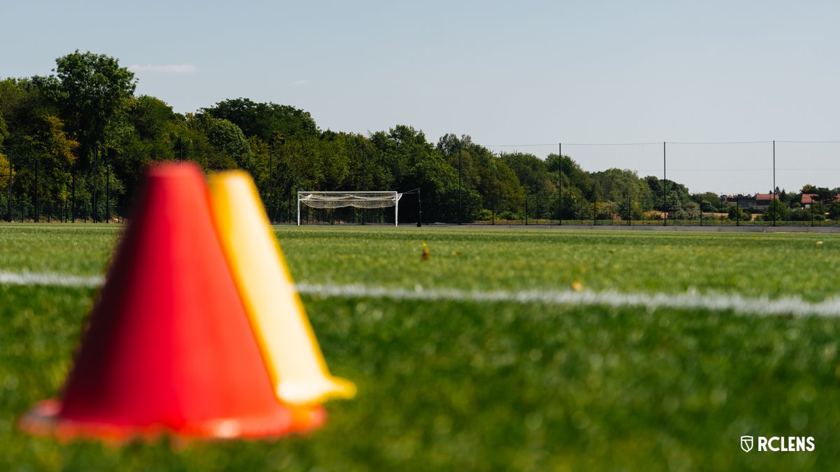 RCLens's tweet photo. Veille de reprise ⏳

Terrain : 𝒑𝒓𝒆̂𝒕 ✅

#𝐏𝐫𝐞́𝐩𝑨𝒓𝒕𝒐𝒊𝒔 https://t.co/Upg3W5iofx