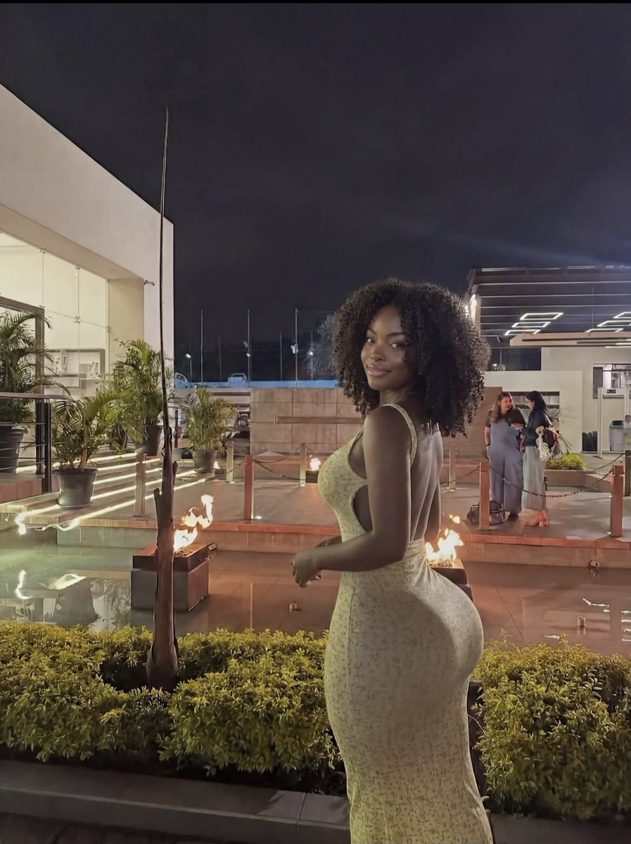 Pinkivy001's tweet photo. Black girl magic 🪄 https://t.co/66K2VEhRfJ