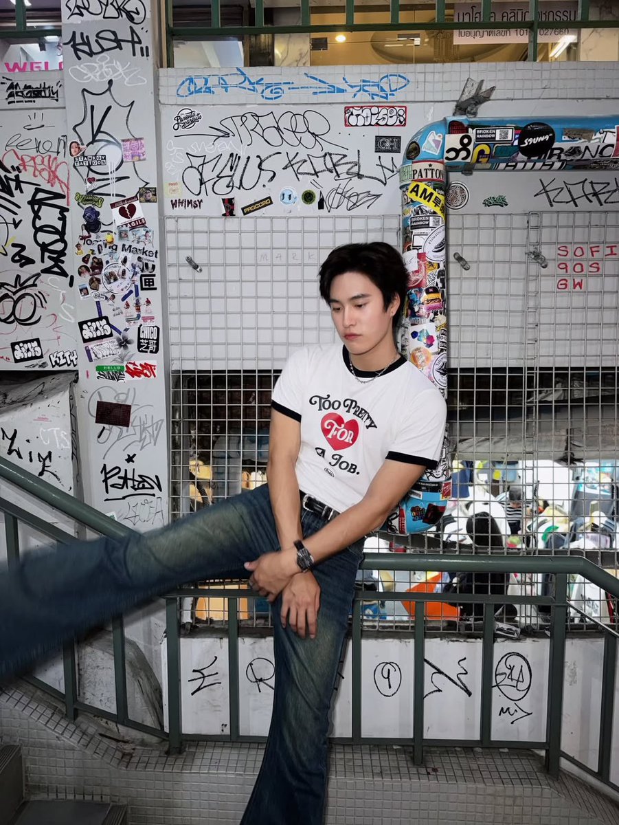 chybspt's tweet photo. ต้นเรื่องที่ทำให้เสื้อหมดสต็อค เจนซีมากก ค่ดจาวัยรุ่นสยาม

#Gemini_NT #เจมีไนน์ https://t.co/P783GYpKDz