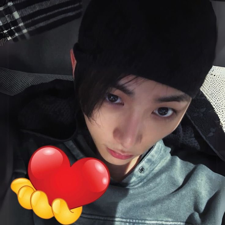 oantaesan's tweet photo. @mfselfoll Terima kasih follbacknya asminnn. https://t.co/NyKJKkBxm5