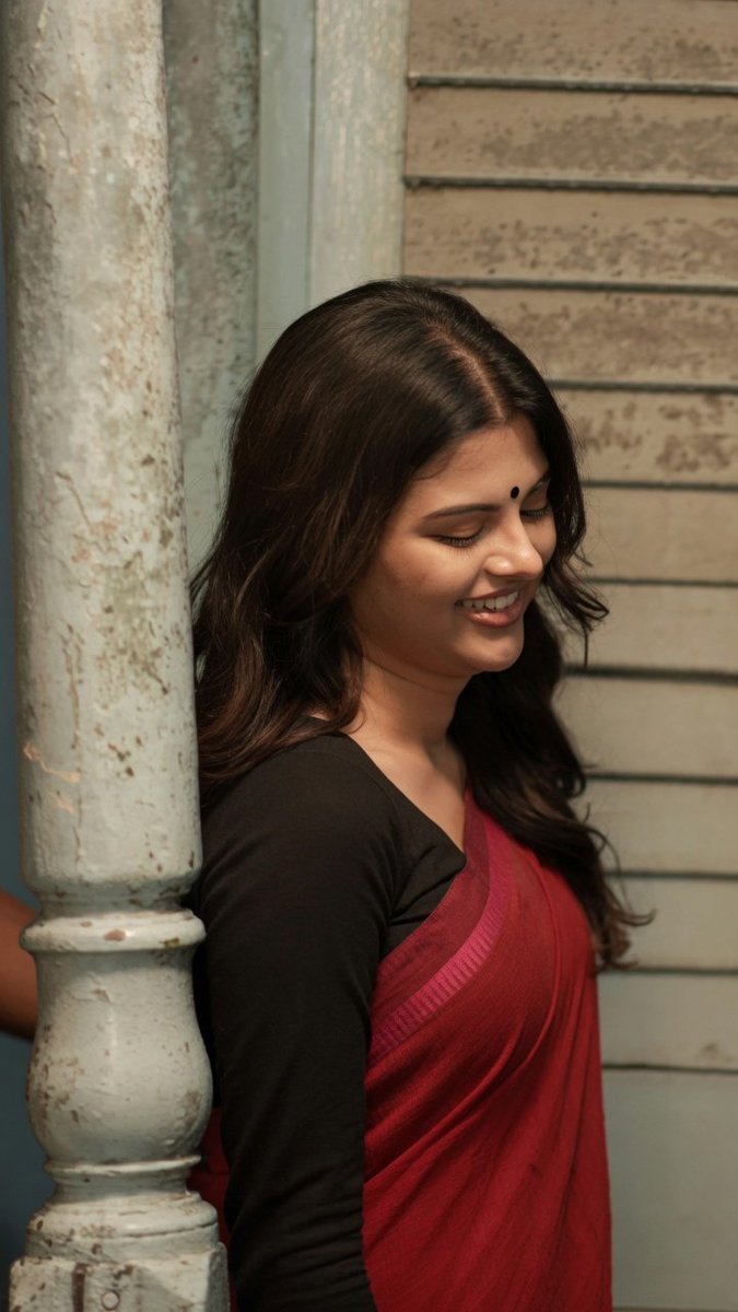 AshFrames's tweet photo. Chubby facecard and her looks 🔥
Sanjana Krishnamurthy from #DC movie ❤️ #SanjanaAK #Hangova https://t.co/9prluk3B2D