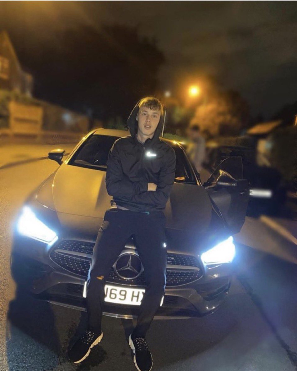 FrankKhalidUK's tweet photo. Cole Palmer 💙🥶 https://t.co/HtYRq0gWT6