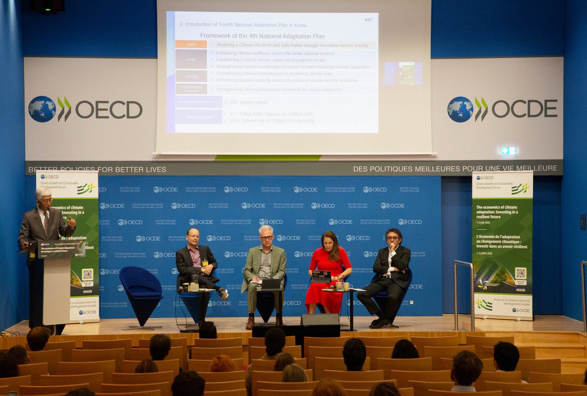 rights_centre's tweet photo. At the Global Human Rights Centre, we believe climate resilience must protect livelihoods, advance equality, and ensure no one is left behind.
Thank you to the @OECD for convening this vital dialogue.
#OECD #GGSD2026 #ClimateAdaptation #ClimateJustice #HumanRights #Sustainability https://t.co/ezt8AW41yp