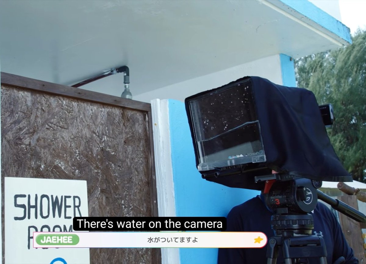 rikujjang's tweet photo. woahhh the camera really had water inside it that's why the mv scenes turned out like that 😮 so cool https://t.co/gAMr62FYCV