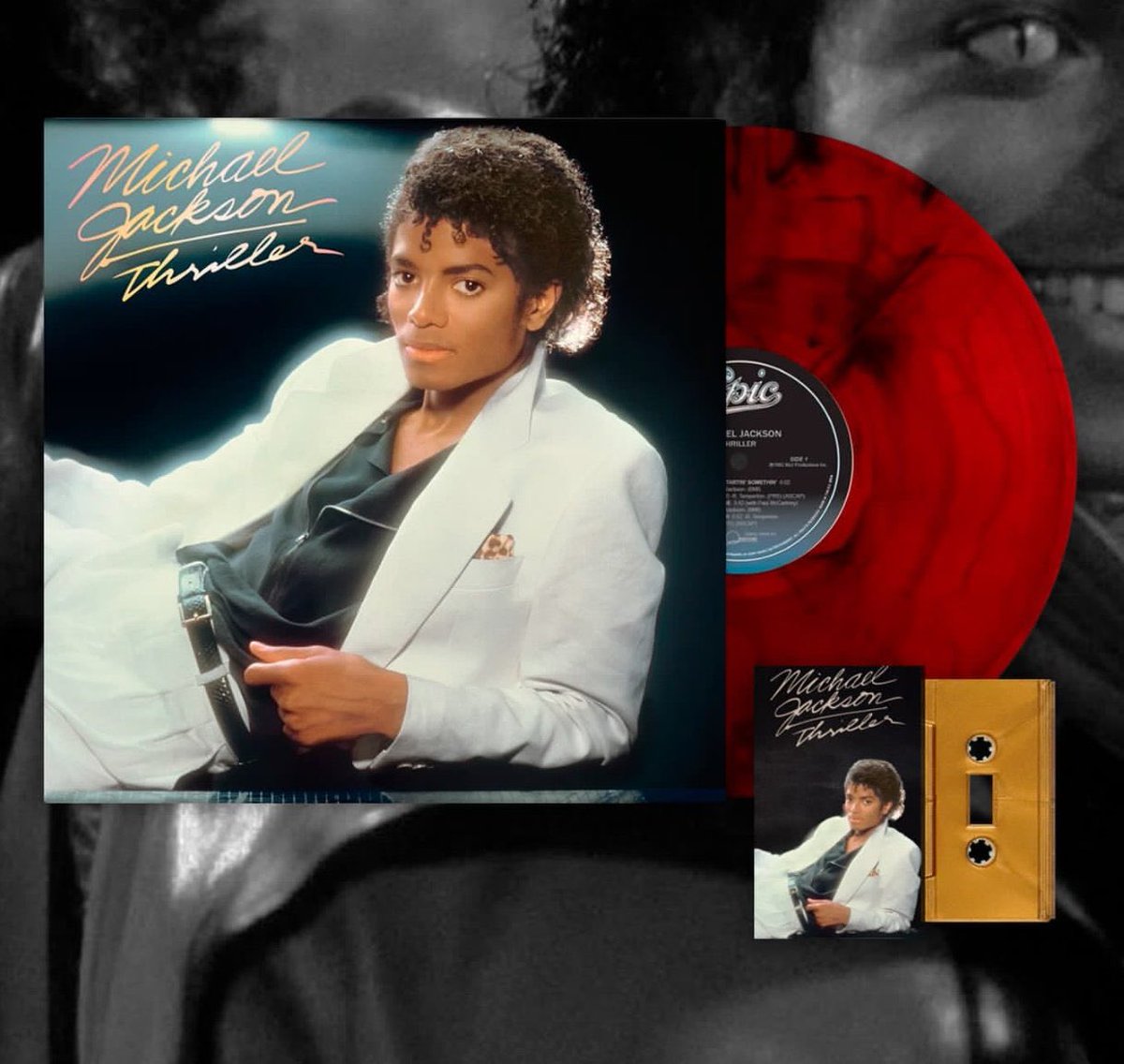 cris_rys7's tweet photo. Michael Jackson's estate will announce new editions of "Thriller".

On October 30, the album will be re-released in marbled vinyl in red and black colors and also in cassette tape with metallic gold finish. https://t.co/kaWkQWtqfF