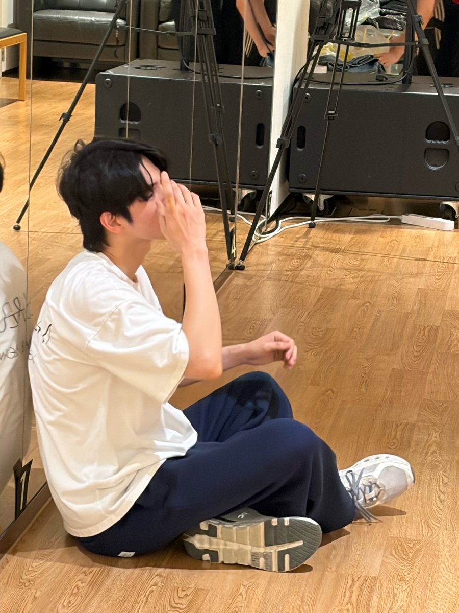 ongcaptain's tweet photo. 옹이 오늘도 연습햇나봄..ㅠㅇㅠ!!! https://t.co/9uyFsC1f47