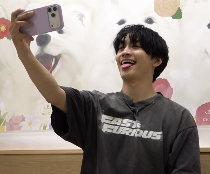 chiitan2208's tweet photo. 自撮りとか可愛すぎて困る🫠💙 https://t.co/3pjyYsqLYf