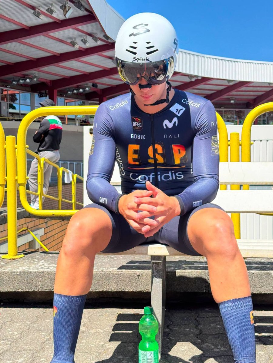 PalomarJulian's tweet photo. #Eurotrack #TeamEspCiclismo
Pepe Arques se queda en puertas de disputar la final del Kilómetro CRI y las Júnior luchan por el bronce en la Persecución por Equipos
https://t.co/GLFlXJObJ5 https://t.co/Ghr227c16F