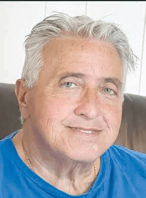 coachpapas1's tweet photo. With an extremely heavy heart, I pass along that Donato "Danny V" Ventura passed away last night after a 7 month battle with cancer. He was a great journalist (best in Boston School Sports history), a fantastic guy, the best husband and a great friend to so many of us. So sad🙏 https://t.co/eOv5SJLFtg