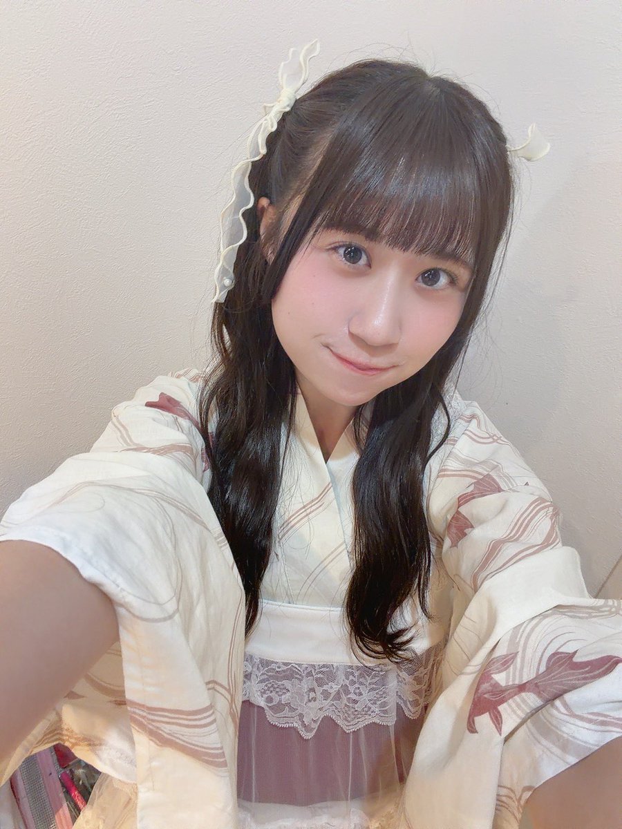 cf_jyuria's tweet photo. 浴衣ドレスライブありがとうございました🌸
みんなお仕事帰りにあいにきてくれてありがとう〜♡♡
おうちかえったらゆっくり休んでっ！ https://t.co/RJYlq2cjcT