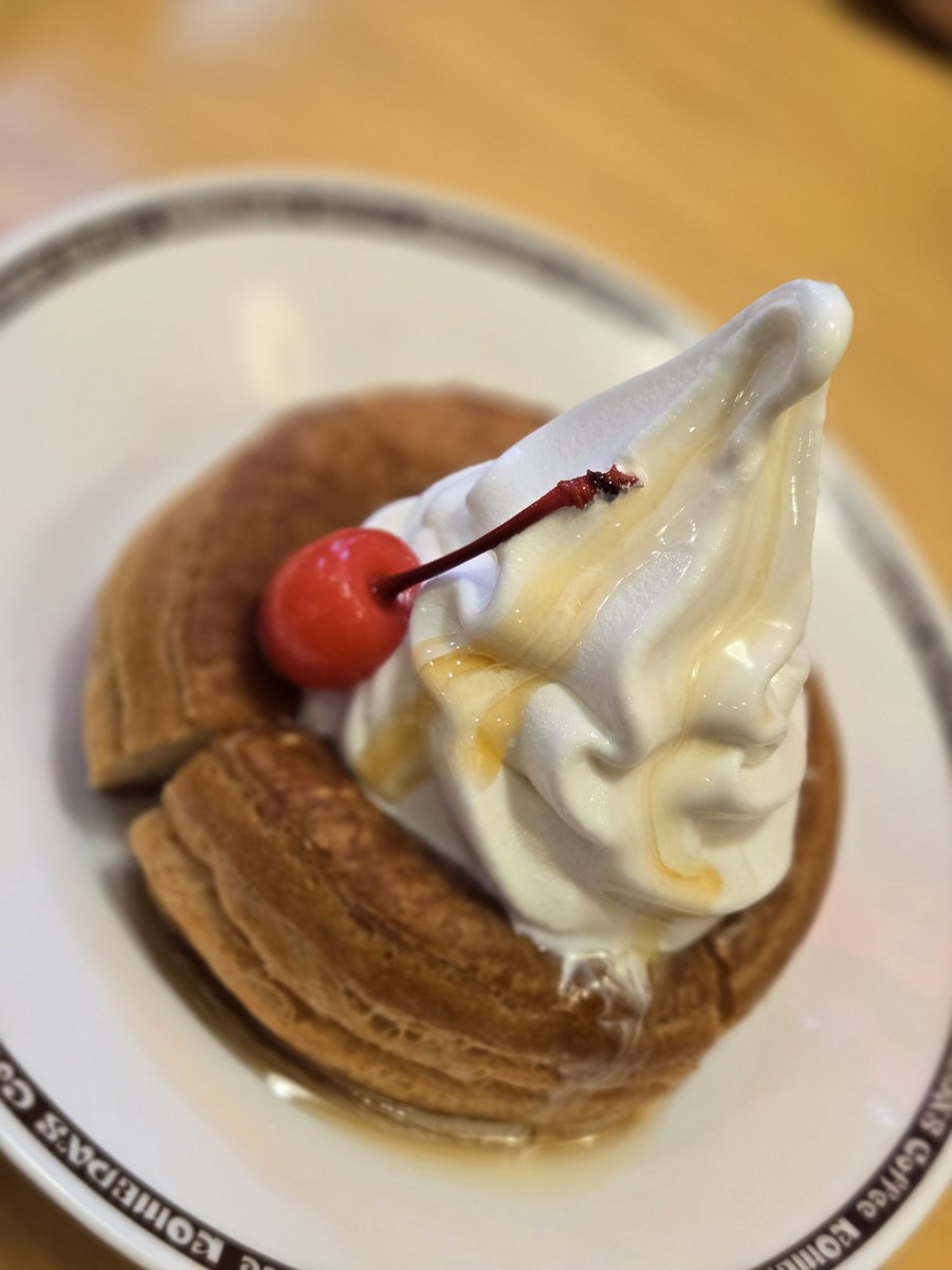 zd53s's tweet photo. 某　珈琲屋さんの名物
(ミニ) https://t.co/tVMYv0nuML