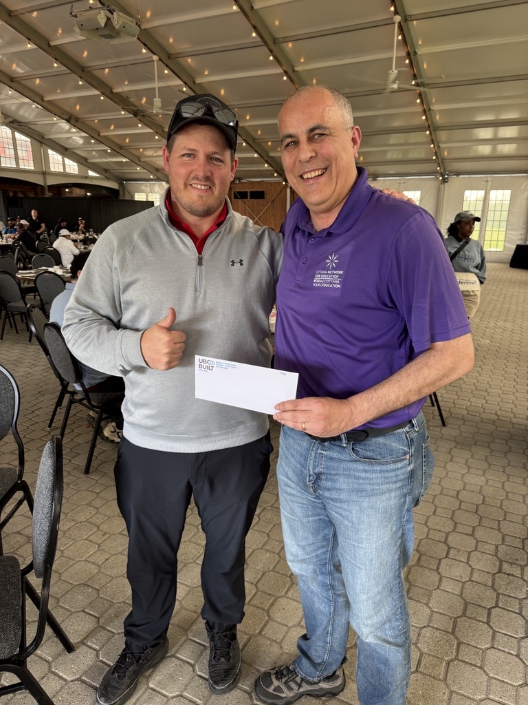 ONFE_ROPE's tweet photo. À la fin du mois de mai, section locale 204 organisé un formidable tournoi de golf et amassé 5 000 $ pour le Programme des petits déjeuners dans les écoles du ROPE! Merci d’aller au-delà des attentes pour les enfants de notre communauté. https://t.co/pol9xasrAB