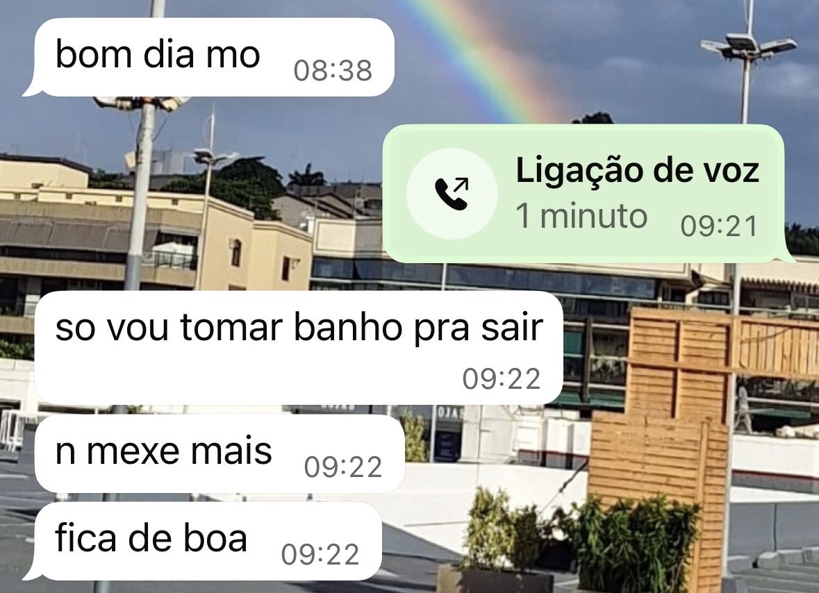 Mj210844's tweet photo. O coitado do Athirson tem que pagar todos pecados quando eu resolvo fazer besteira no cabelo🕊️🕊️ https://t.co/334xTQcdO8