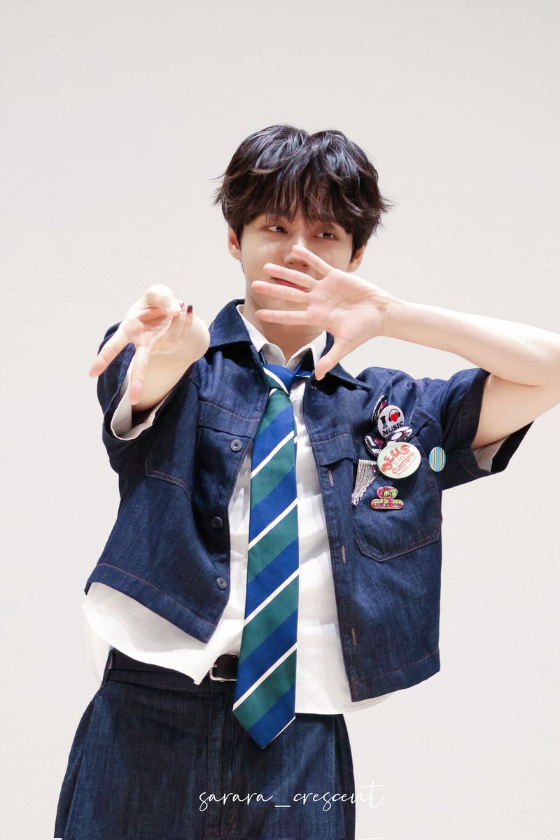 sarara_crescent's tweet photo. 260704 OSAKA
やほ🐯
#HWANWOONG #환웅 #ファヌン
#ONEUS #원어스 https://t.co/myYVkWVIXv