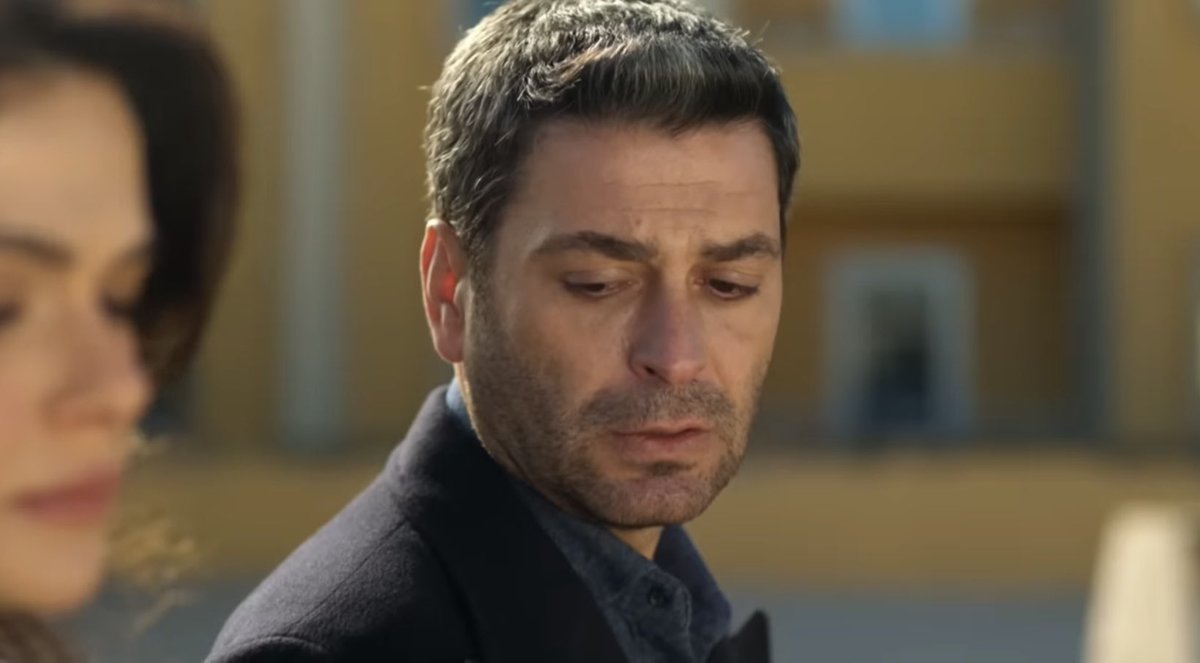 giuscorpyy's tweet photo. Lui per questa cosa si è emozionato così tanto non stava capendo più niente 

#FarAway https://t.co/3QZQ41NSV0