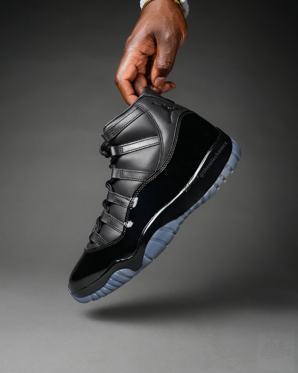 ModernNotoriety's tweet photo. Air Jordan 11 “Black” by COMME des GARÇONS HOMME PLUS

🗓️ September 2026 https://t.co/KM6nOkO7zw