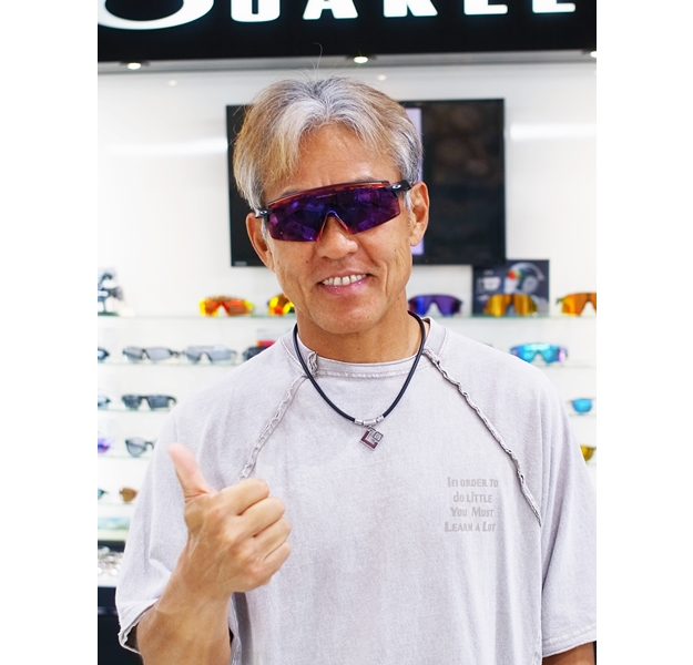 hayashimegane's tweet photo. 山口県防府市 中本様
2本目の #OAKLEY（#オークリー）
#ENCODER STRIKE VENTED（#エンコーダーストライクベンテッド）
FRAME：MATTE BLACK
LENS：PRIZM ROAD
https://t.co/1w80SFbJW7
山口県防府市 #ハヤシメガネ #サングラス
7月キャンペーン・店休日は引用元をご覧ください↓ https://t.co/klxuYNUtE0