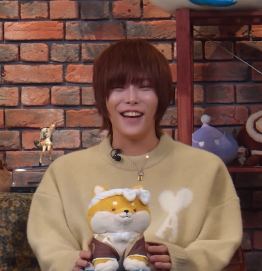 m_rnug's tweet photo. ㅎㅎ저는 술은 잘 못마셔요! (마지막까지 술을마시며) https://t.co/7D3QdDh7Pk