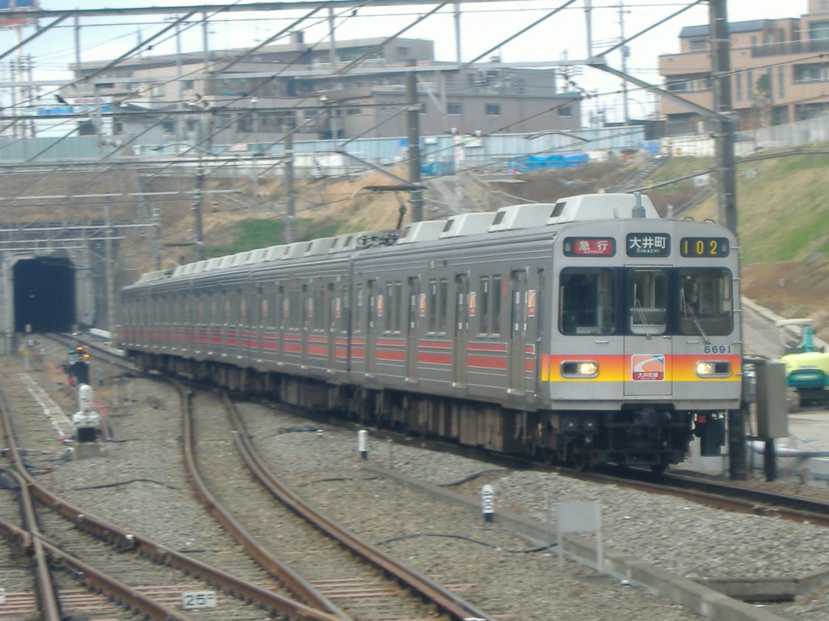 semiexp8532's tweet photo. #眠いから無言で写真を貼る https://t.co/kwdYrx4Olz