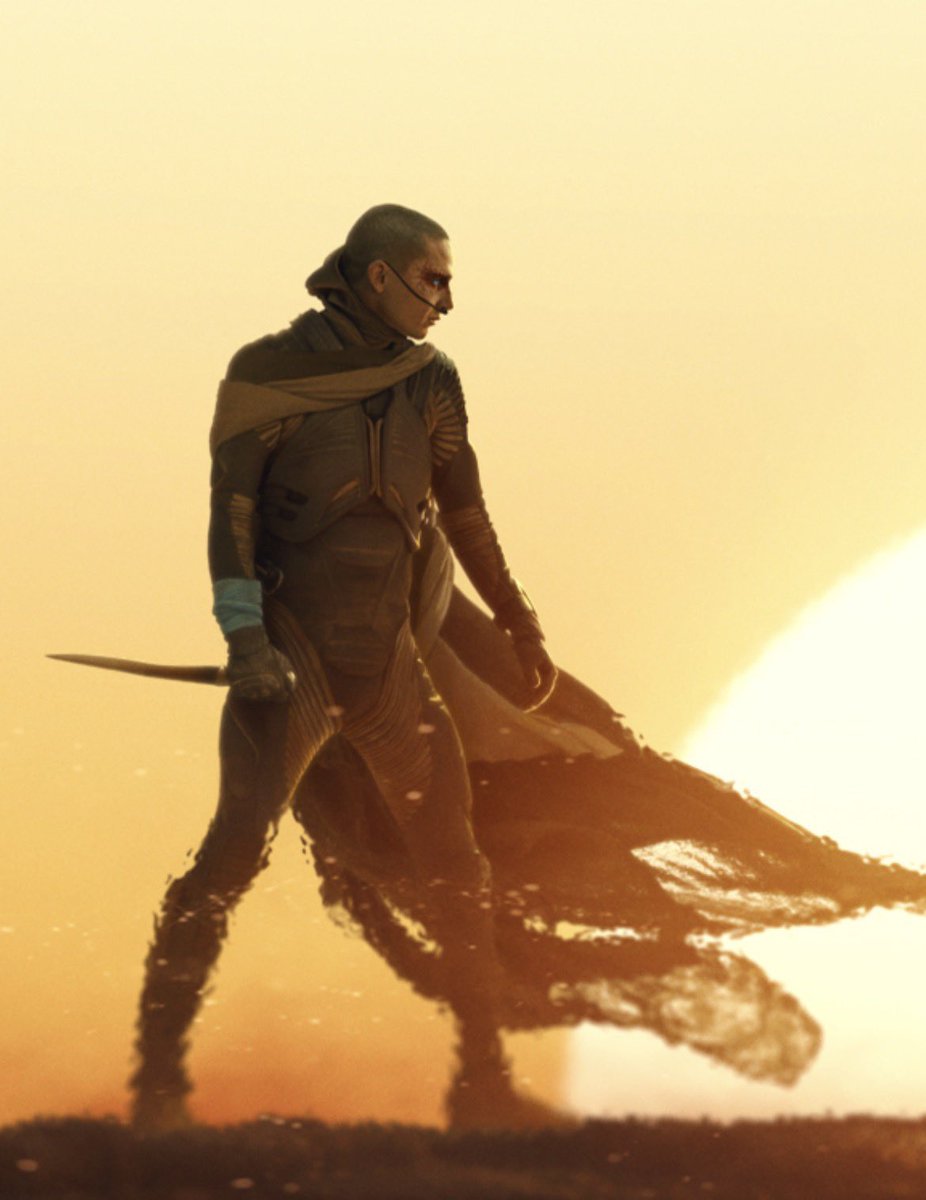 Thai_SuperHero's tweet photo. ชอบโปสเตอร์ Dune: Part Three มาก คือจากภาคสองที่เป็นทั้งสองคนยืนคู่กัน กลับมาเป็นภาคนี้ยืนหันหน้าปะทะกัน และที่ข้อมือของพอลก็มีผ้าสีฟ้าชองชานีอีก 🥺🥺🥺🥀🥀🥀

นึกไม่ออกเลยว่าจะรู้สึกยังไงตอนสองคนนี้สู้กัน https://t.co/JjJfhfM1bE