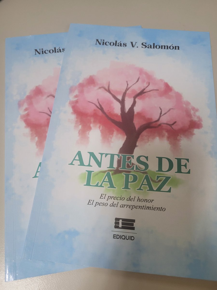 LibrosLibresCoa's tweet photo. El escritor Nicolás V. Salomón nos obsequió dos de sus obras autografiadas. 😻

¿Ya lo leyeron? Lo pueden contactar en su Instagram @nicolas.vzs_ ✨️ https://t.co/oVdiYuJhuu