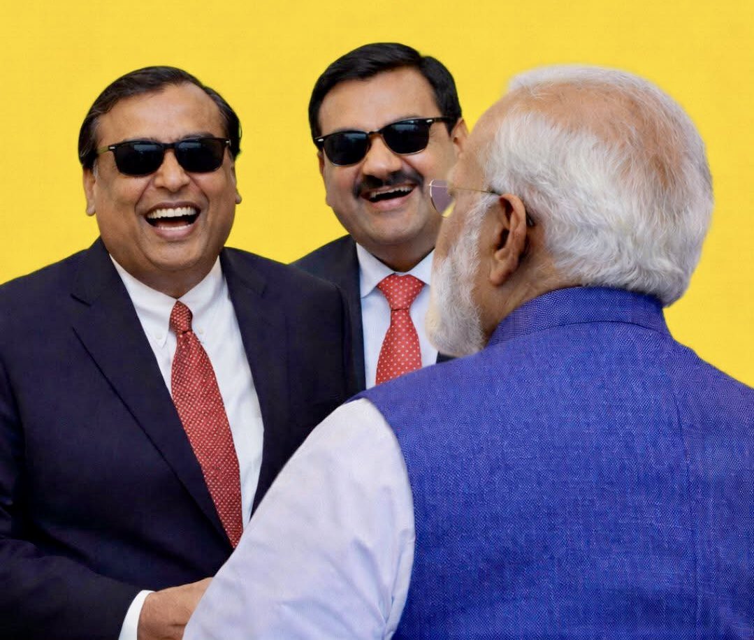 honeypuss66's tweet photo. @rishibagree Modi is the only Pm in the last 13 years to save International criminals - Adani, Ambani and now Rajesh. https://t.co/U8Hi4gxrgt