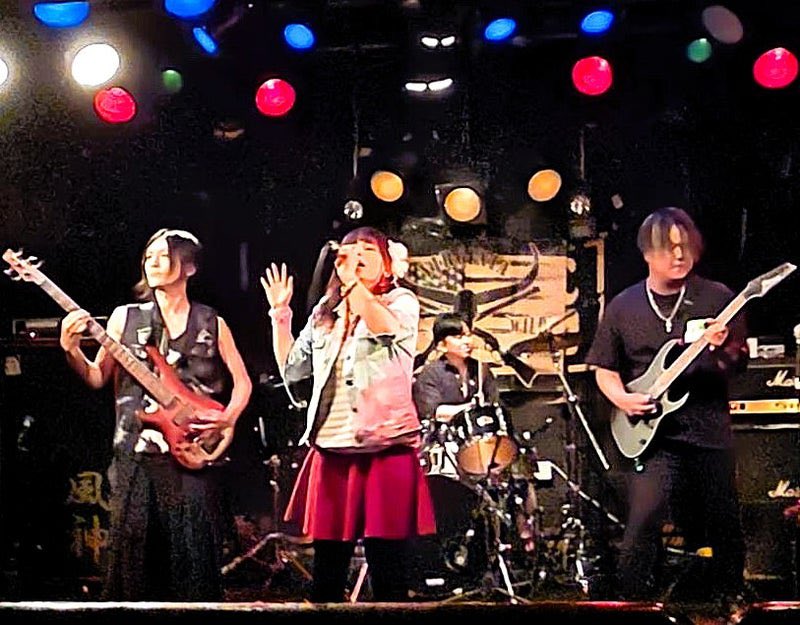 abshinx's tweet photo. Eternally 2nd LIVEまであと1ヶ月！
8/8 17:30〜 MUSIC FARMでお待ちしてます✨
取り置き希望の方DMお願いします🤲
*前回やらなかった3曲やります！ https://t.co/1FU1oJ2PPQ