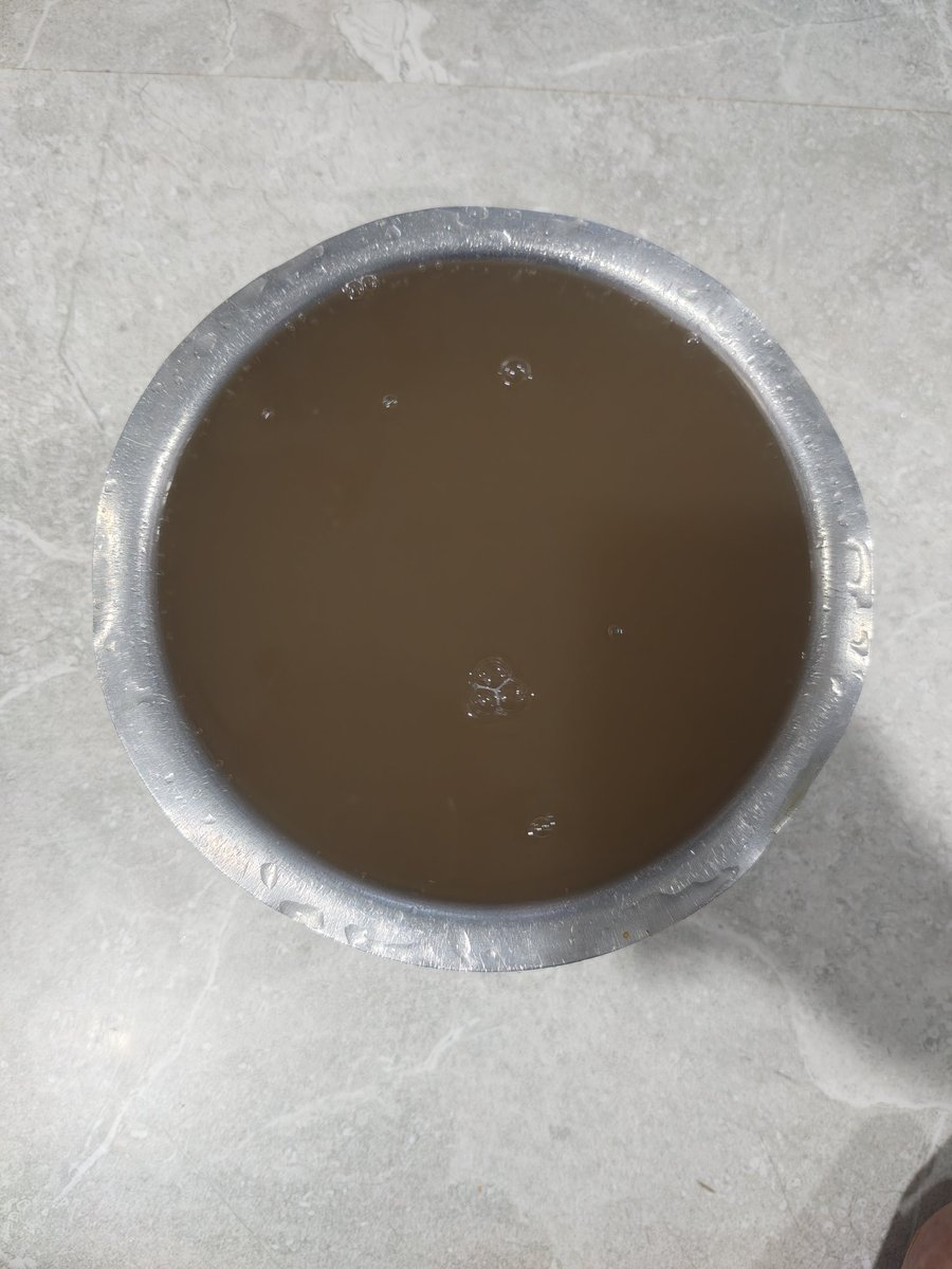 gonnymon's tweet photo. @PMCPune @iYogeshTilekar 
Urgent Complaint  
We are receiving  very dirty, drainage-mixed water today in Gokul Nagar / Shivshambo Nagar, Katraj.
 
Water is not fit for use. Request immediate action to check pipeline and stop contamination.  
Location: Shivshambo Nagar Lane no 5. https://t.co/dBOf1ffOiw