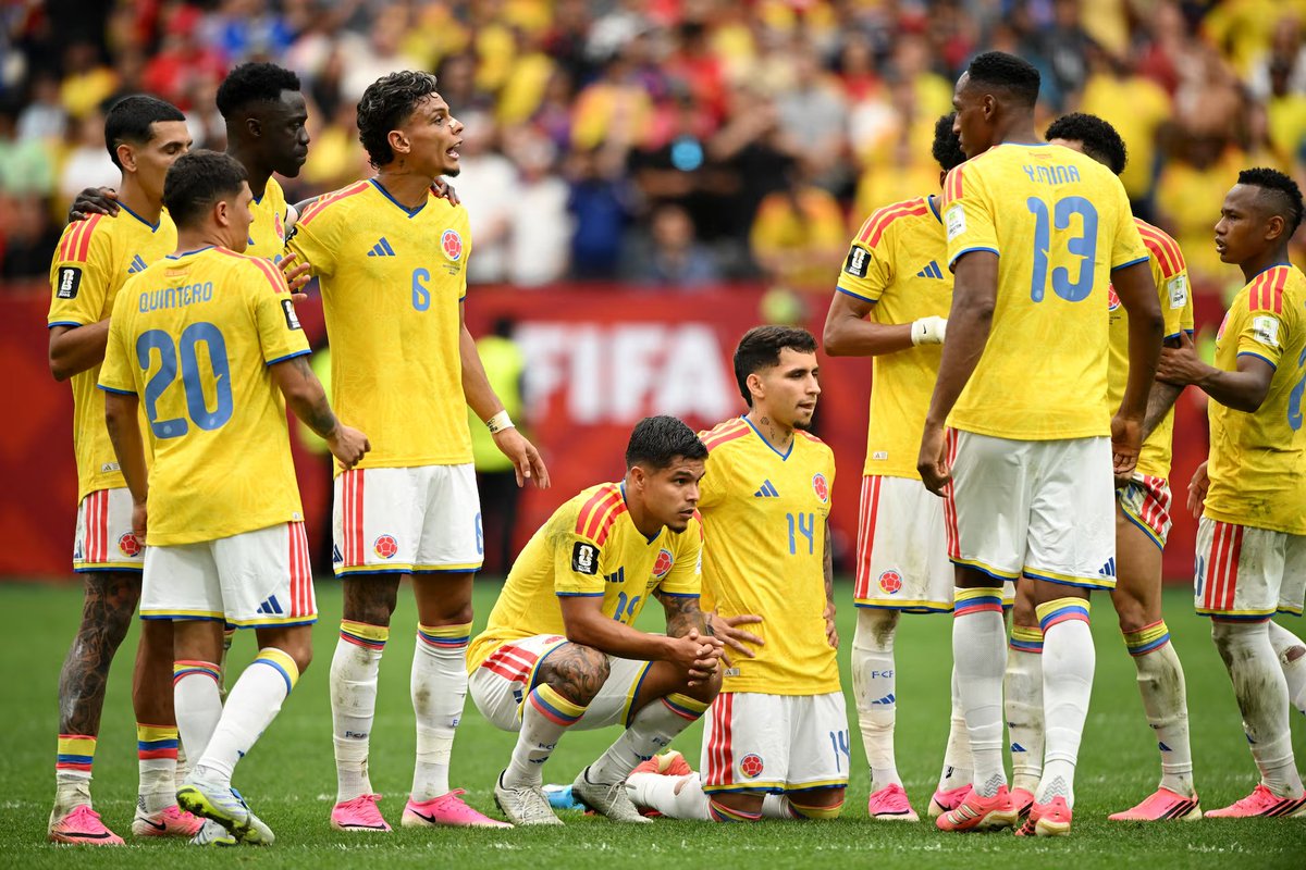 NicoJax's tweet photo. La Colombie a été éliminée en ayant encaissé un seul but durant la Compétition... contre l'Ouzbekistan #COLSUI https://t.co/YdsBRGt0uR