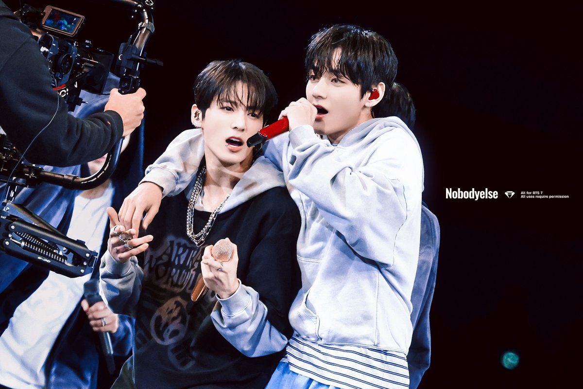 nobodyelse_bts's tweet photo. 260412

#JUNGKOOK #정국 #태형 #TAEHYUNG
#TAEKOOK https://t.co/vndiWSKbFR