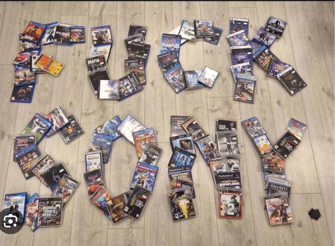 damacris06's tweet photo. @PlayStation Shameful https://t.co/D13SxRPsZP
