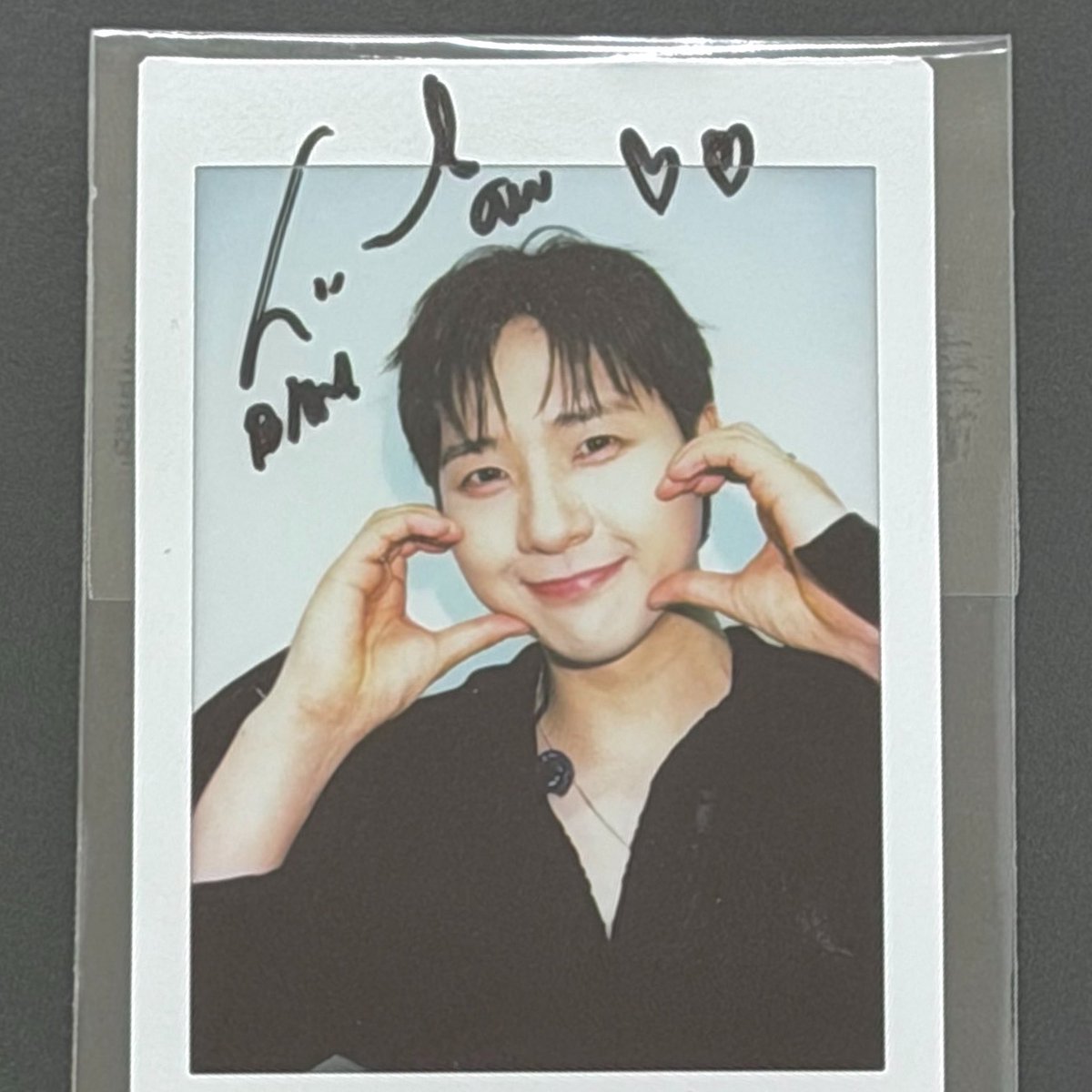 tt2ying__'s tweet photo. 신우데이 영통 폴라

🫶🏻🧸❣️

#B1A4 #신우 https://t.co/mBsqDmETUX