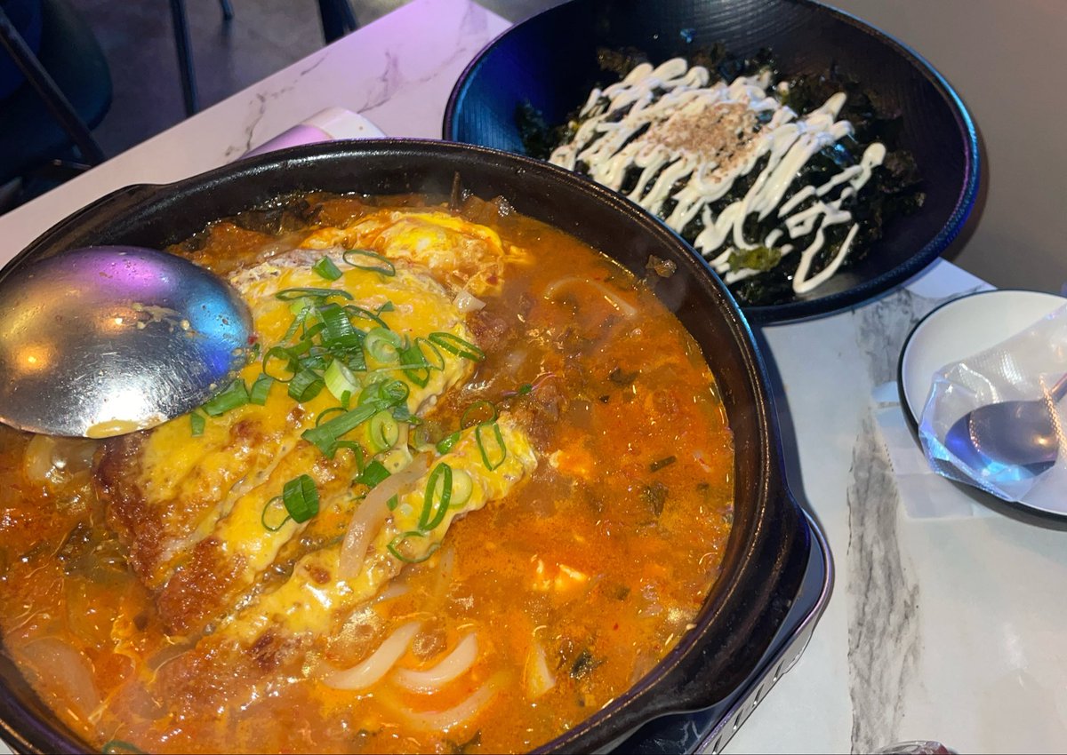 vicla1127's tweet photo. 아담나가이 한국 좀 와라
밥사먹이게 https://t.co/A3QNHsCgQH