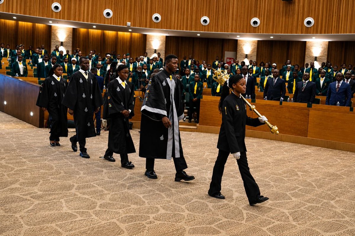 edmnangagwa's tweet photo. It is my pleasure to officially open the 34th Session of the Junior Parliament of Zimbabwe at our state-of-the-art New Parliament Building in Mt Hampden today. 

The young leaders representing all 210 constituencies embody the future of our nation. My administration remains steadfast in its commitment to empowering their voices and ensuring their perspectives shape our national development priorities. 

This year's session is themed "Ensuring Universal Access to Water, Sanitation, and Hygiene for every Child in Africa", a critical issue that underscores the fundamental right to clean water and proper sanitation for all children. We will persist in our efforts to advance infrastructural development and create a safer, healthier environment for our youth. 

As we strive towards Vision 2030, we look to these young leaders as drivers of innovative policy and national progress. Let us work together to build a prosperous nation, leaving no one and no place behind.
