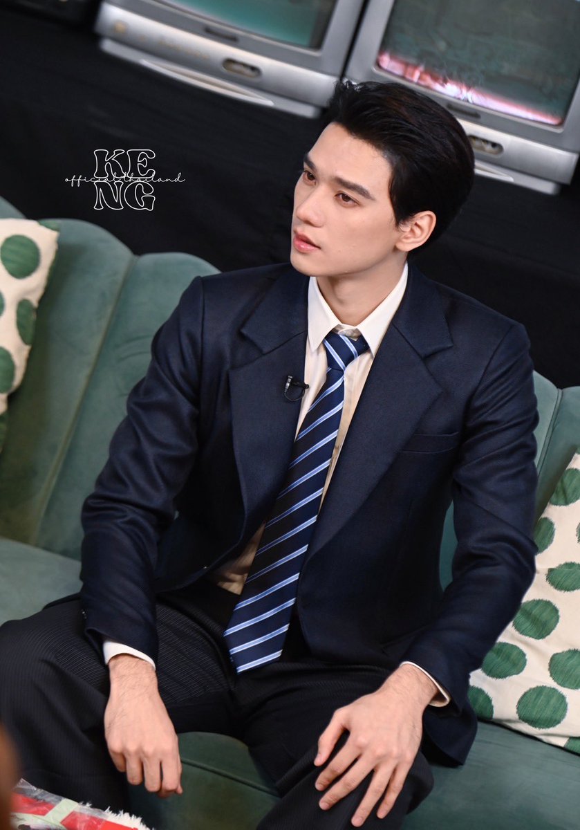 2KengOFCTH's tweet photo. ขอขอบคุณทาง @smootojapan ที่ให้เกียรติเชิญ ‘เก่ง หฤษฎ์‘ @harit_keng ได้มาร่วมไลฟ์ 
SMOOTO LIVE MARATHON x KENG ✨💚🦆

KENG WITH SMOOTOLIVE77
#SmootoxKeng

ขอบคุณทีมหน้างาน และทีมหน้าจอทุกคนที่ส่งกำลังใจให้พี่เก่งในวันนี้ด้วยนะคะ 😍

@harit_keng 
#KengHarit https://t.co/OH4lhuSRwz