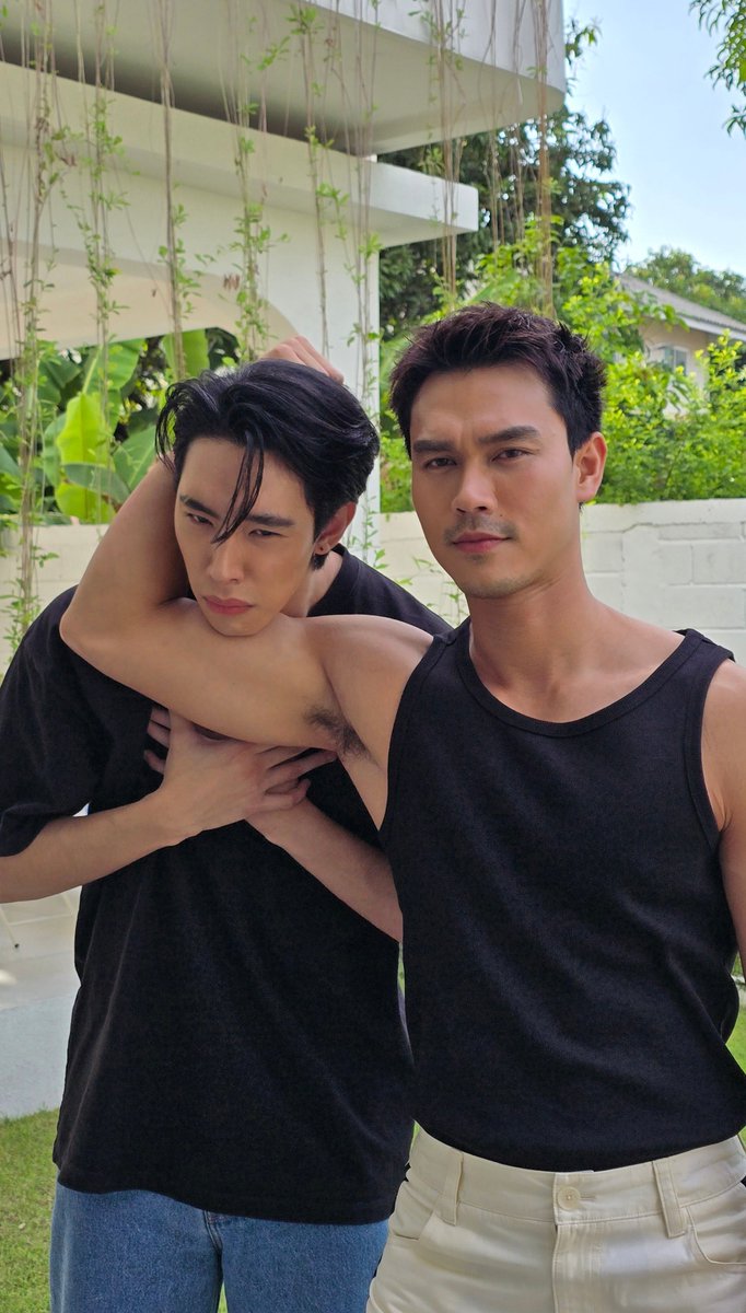 earnie__j's tweet photo. บรีฟคือ ขอเป็นปกติให้หน่อย https://t.co/L1dzaoUGUj