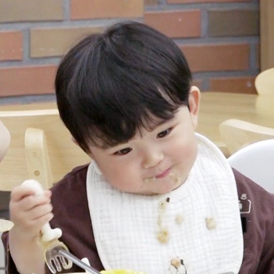 subzzn's tweet photo. 맘마 안먹음  (・⌓・)                맘마 먹음  (˵ ›⩊‹ ˵) https://t.co/11tRUvc6Fu