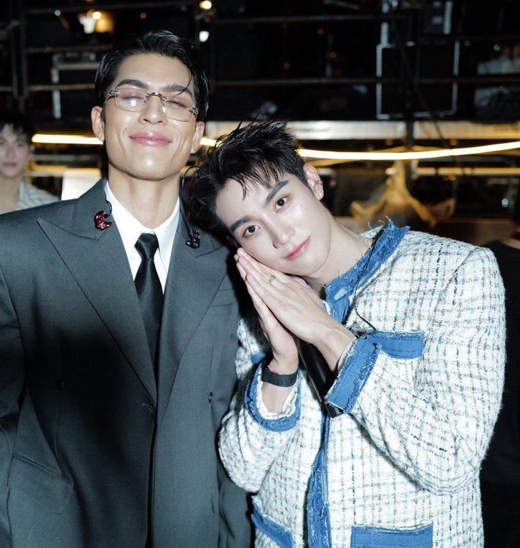 TooGetherBWFB's tweet photo. นิงายมาดามจิ 🙂‍↔️🙂‍↔️ https://t.co/u0hWMaonfv