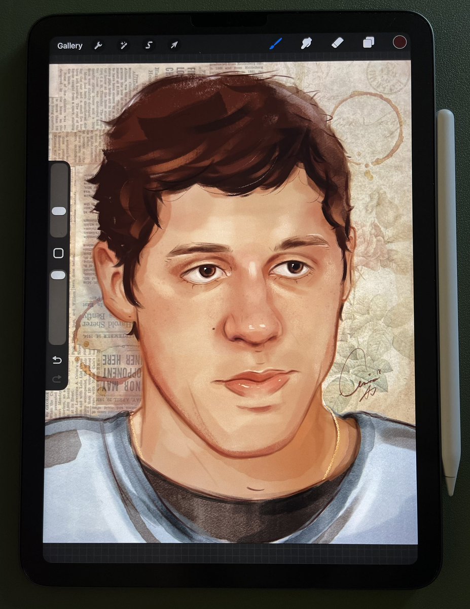 Superleague71's tweet photo. The red sauce making me crazy (my iPad) https://t.co/wcggEV0Equ