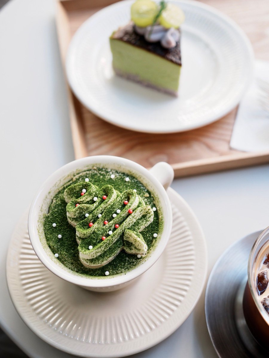 Sonni5555's tweet photo. Just discovered the creamiest matcha tiramisu in the city! Layers of fluffy sponge u0026 rich matcha cream hit different – must-visit spot alert https://t.co/AUloCQRbOX