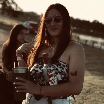 GimenezRocio05's tweet photo. #NuevaFotoDePerfil https://t.co/23W3ccC7CW