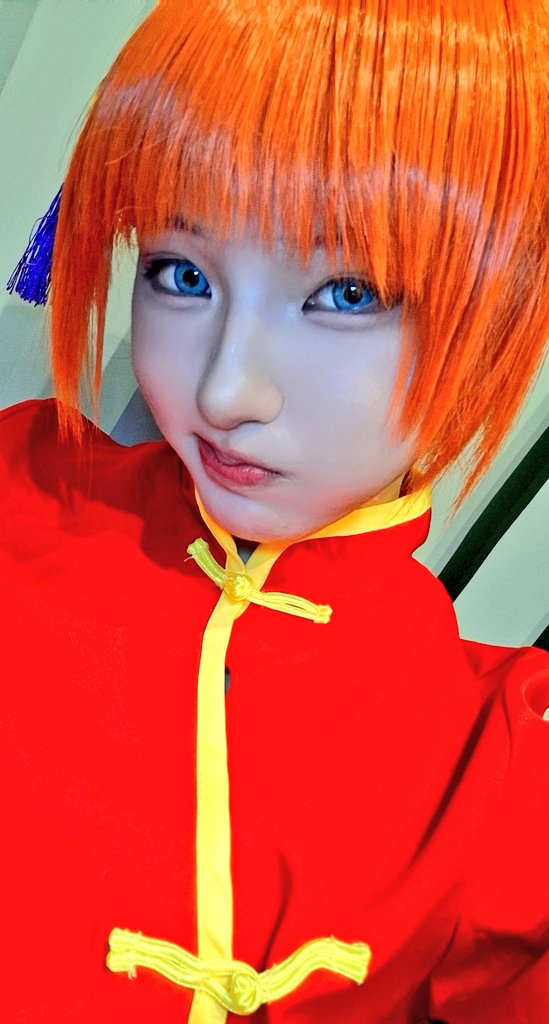 _olz132's tweet photo. Cos.🌂🐰 https://t.co/4KTJPM5juU